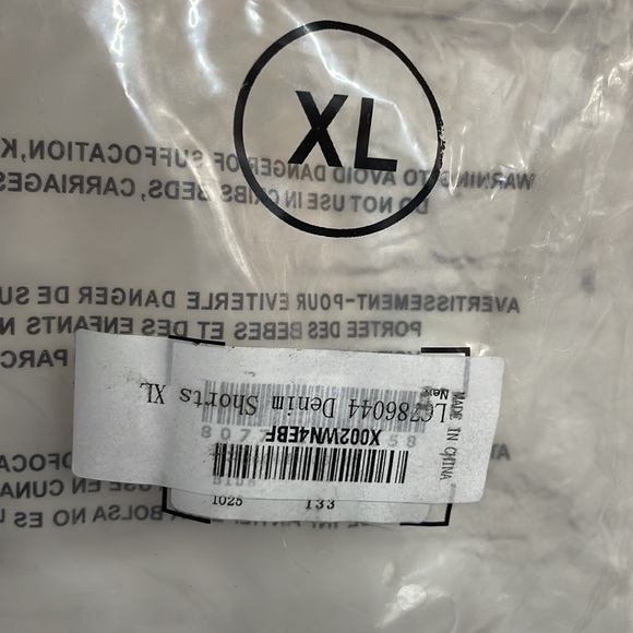 Jeans Denim shorts size XL New - Picture 10 of 15